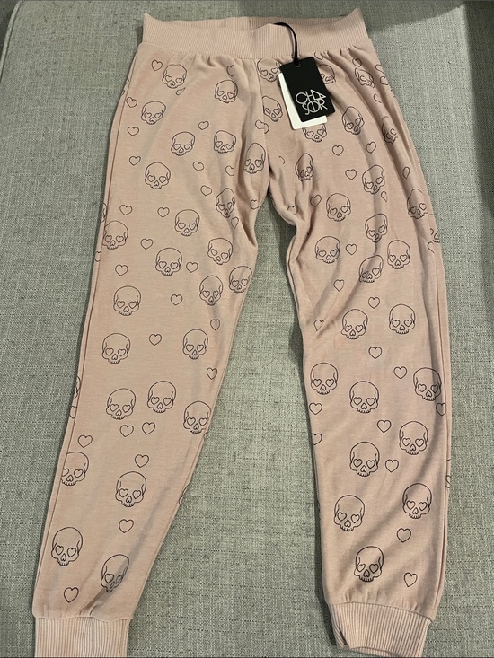 Chaser Pants - Chaser Pink Skull & Heart Print Jogger Pants